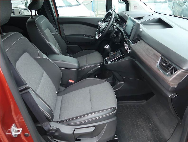 Renault Kangoo (2023) Techno 1.5 dCi, 5Míst, ČR - fotka 9 z 18