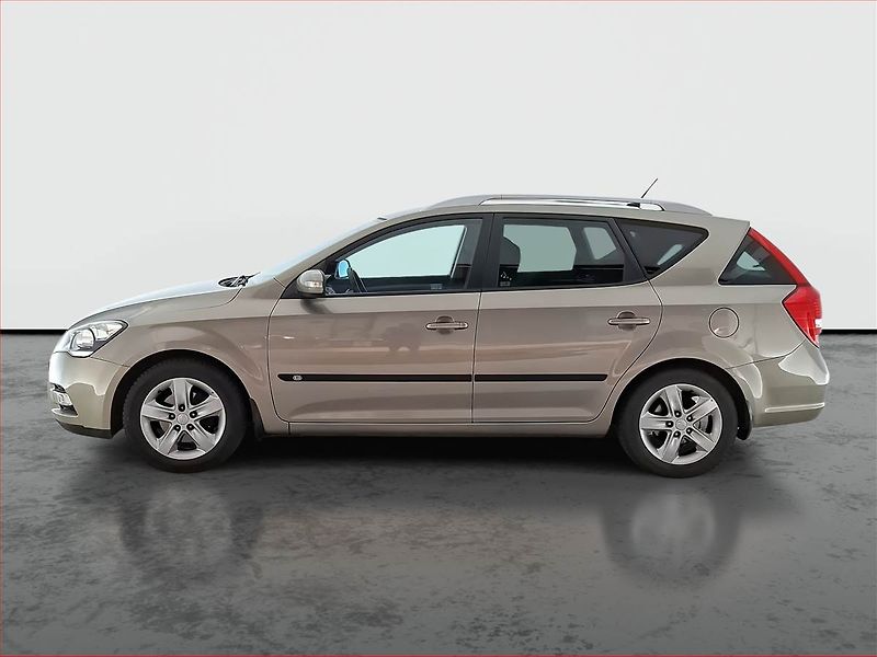 Kia Ceed (2012) 1.4 CVVT, Tempomat - fotka 3 z 14