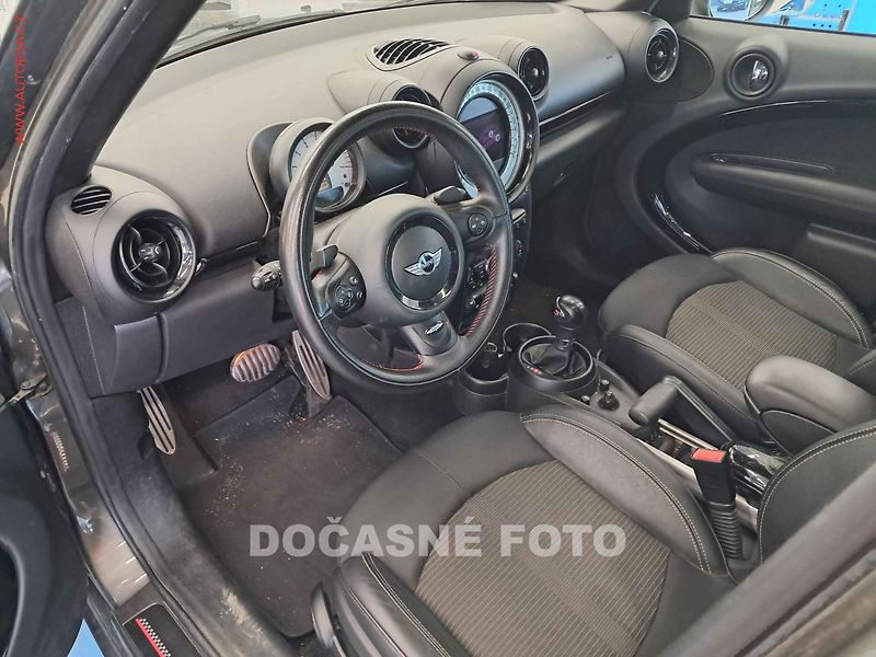 Mini Countryman (2014) 2.0D 4x4, ČR, AT, navi, bixen - fotka 3 z 3
