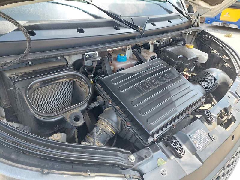 Iveco Daily 70C17 chladící 10 palet - fotka 15 z 41