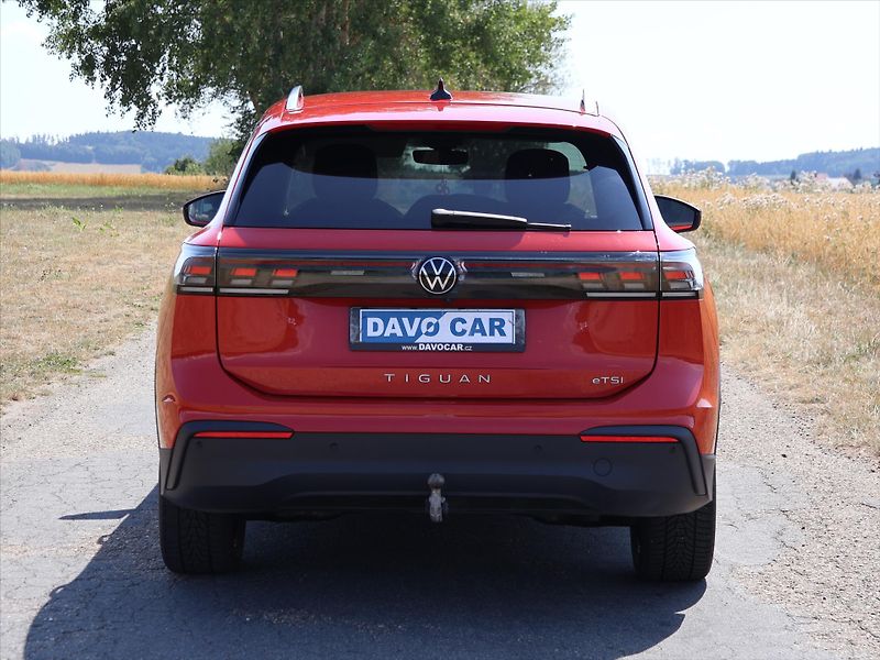 Volkswagen Tiguan 1,5 eTSI 110kW mHEV DSG CZ DPH - fotka 6 z 38