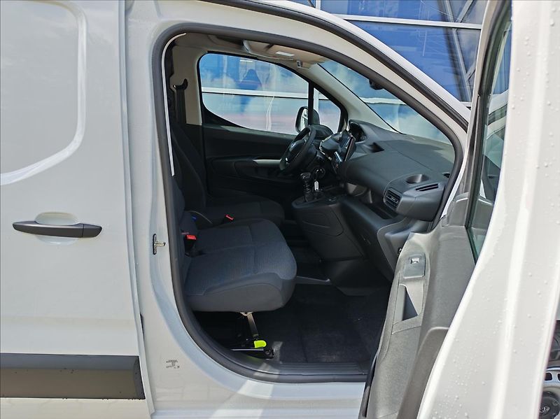 Peugeot Partner (2026) 1,5 Furgon L1 650 1.5 BlueHDi - fotka 6 z 14