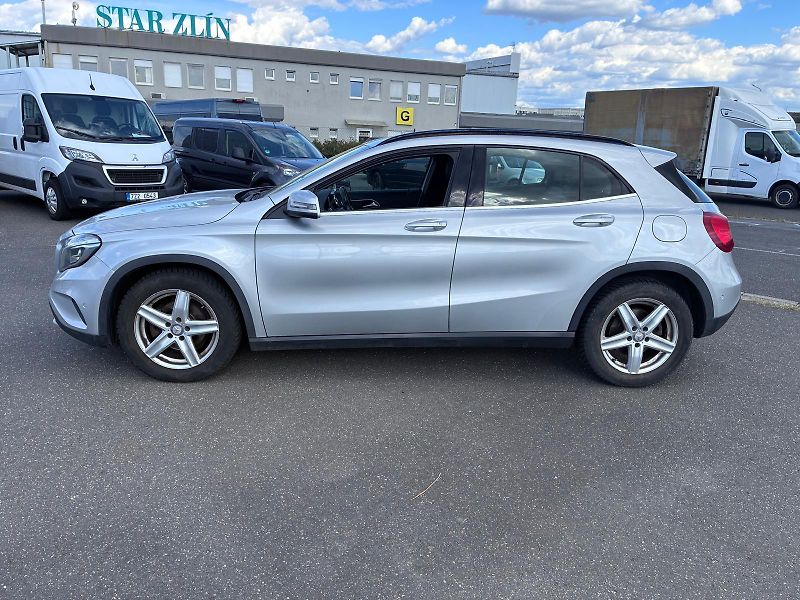 Mercedes-Benz GLA (2014) - fotka 5 z 18