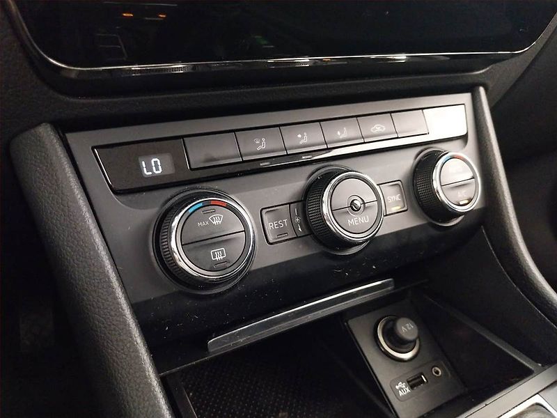 Škoda Superb (2016) Ambition 1.4 TSI, Serv.kniha - fotka 13 z 19