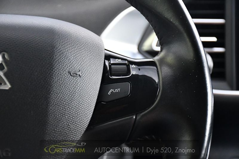 Peugeot 308 SW 1.5BlueHDi ACTIVE CARPLAY - fotka 28 z 47