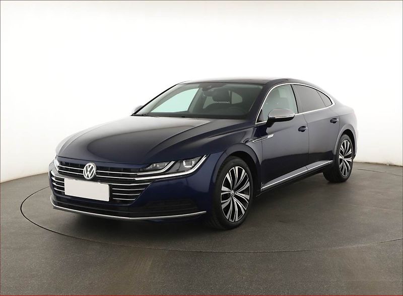 Volkswagen Arteon (2018) 2.0 TDI - fotka 2 z 21