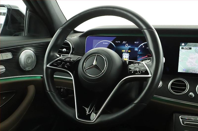 Mercedes-Benz Třídy E (2021) E 450 4MATIC - fotka 8 z 21