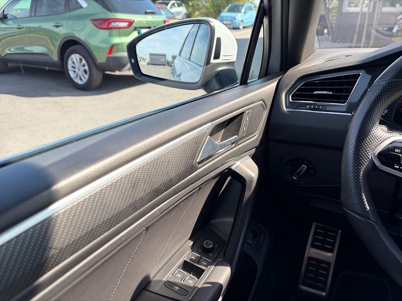 Volkswagen Tiguan Allspace (2023) R-LINE 2.0TDI 147kW DSG TAŽNÉ  - fotka 11 z 11