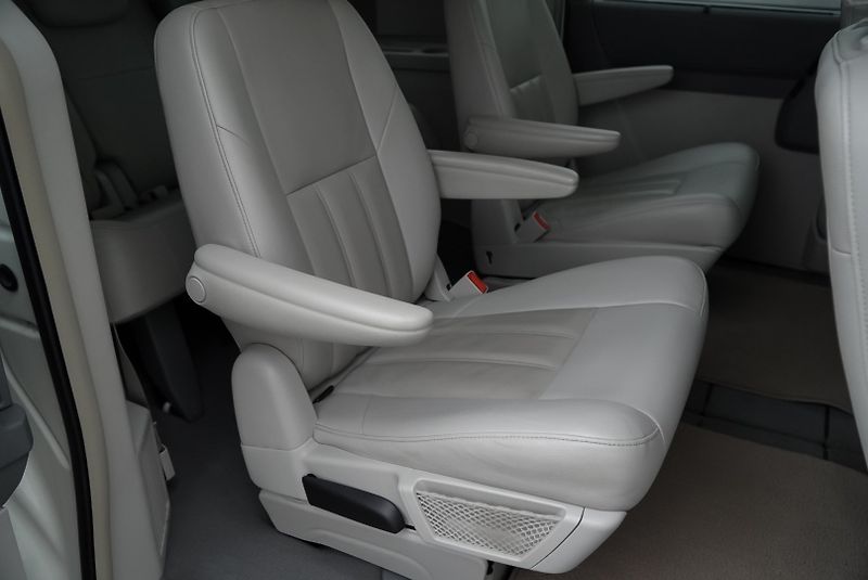 Chrysler Town & Country 3.8L V6 LPG - fotka 16 z 30