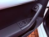 Škoda Octavia 1.4 TSi Elegance, Serviska - náhled 12
