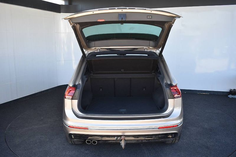 Volkswagen Tiguan (2018) 2.0TDI 140kW R-Line DSG, LED - fotka 10 z 28