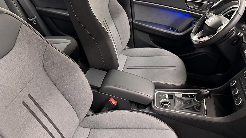 Seat Ateca (2023) 2.0TDI,4X4,ZÁRUKA,DSG - fotka 18 z 31