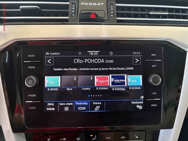 Volkswagen Passat (2021) 2.0 TDi, ČR, Elegance, LED - fotka 13 z 16
