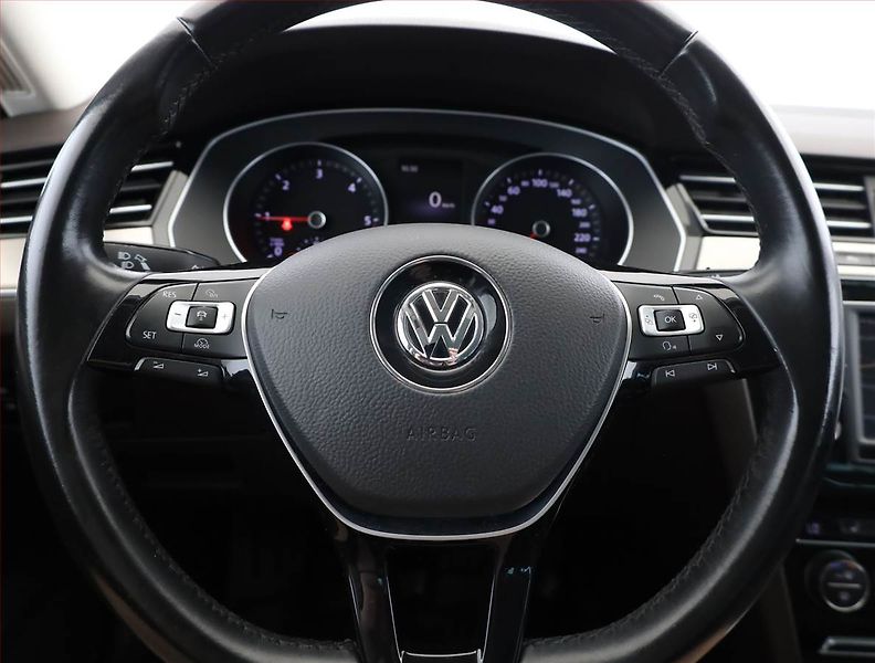 Volkswagen Passat (2015) Comfortline 2.0 TDI, 4X4 - fotka 8 z 20
