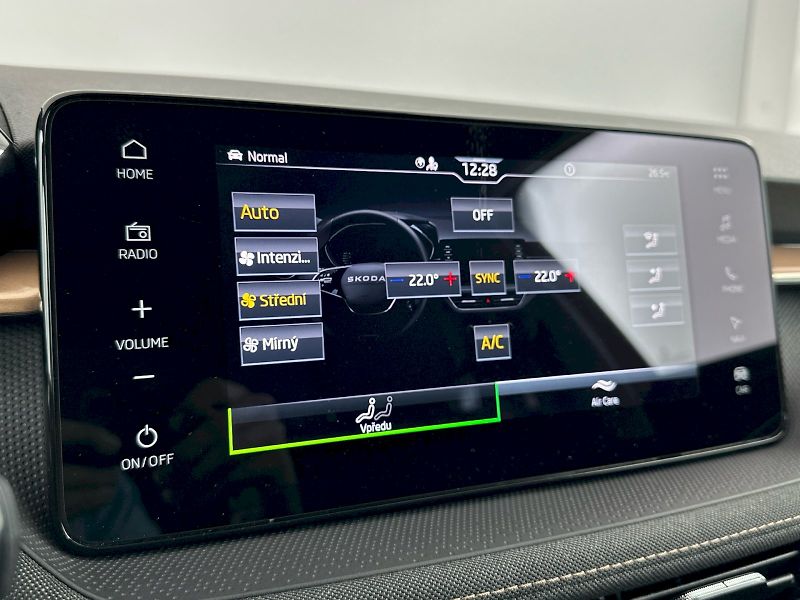 Škoda Fabia (2024) DSG 1.5TSI 110kW Top Selection - fotka 19 z 31