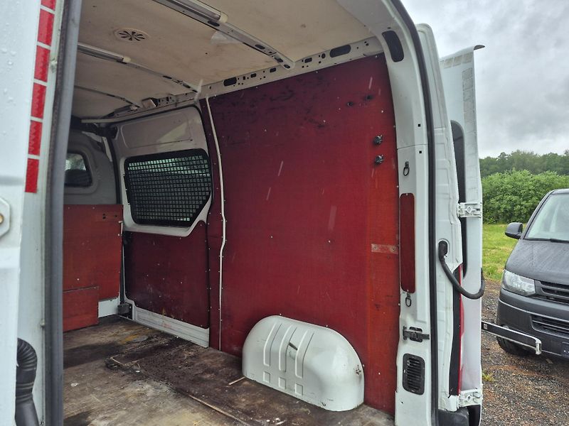 Renault Master (2015) 2.3Dci 135 L2H2 - fotka 20 z 24