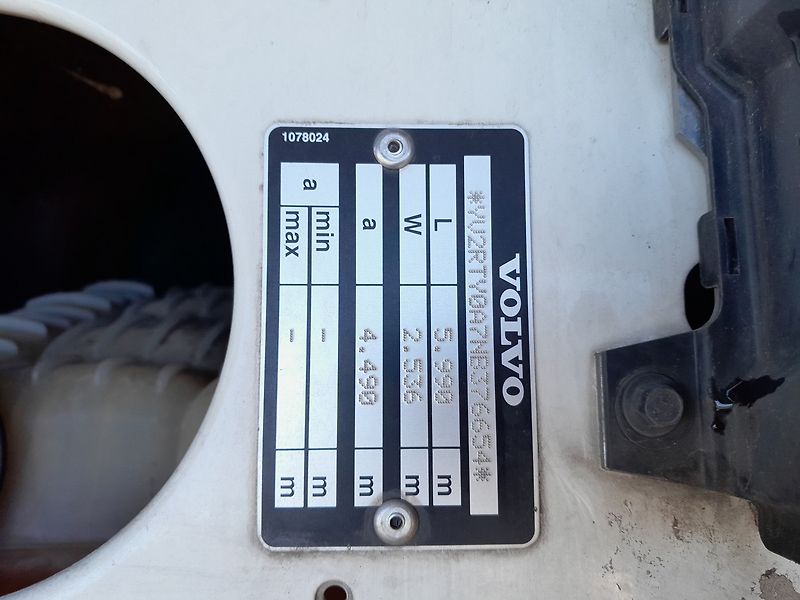 Volvo FH 460 I-Safe LowDeck - fotka 30 z 38