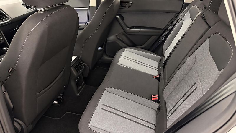 Seat Ateca (2023) 2.0TDI,4X4,ZÁRUKA,DSG - fotka 29 z 31