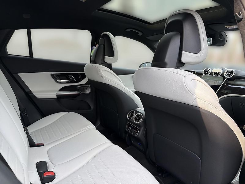 Mercedes-Benz GLC 220d 4M kupé -Premium PLUS - fotka 14 z 24