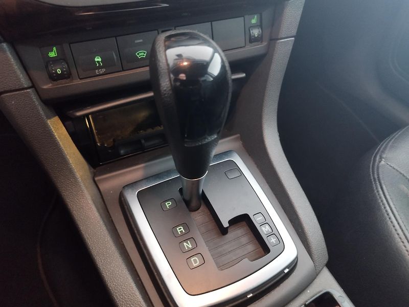 Ford Focus (2006) 2,0i,107KW,AUTOMAT,XEN,ALU,NAV - fotka 24 z 36
