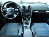 Audi A3 (2007) 1.6i, AC, tempo - náhled 8