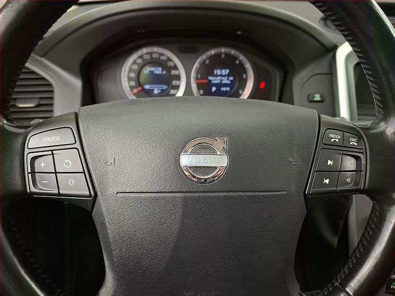 Volvo XC60 (2009) D5, 4X4, Automat, Serv.kniha - fotka 16 z 19