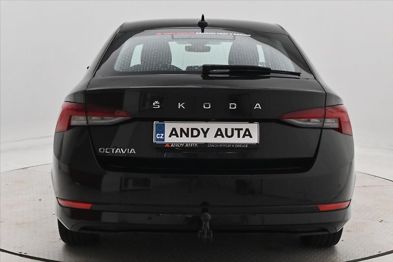 Škoda Octavia 2,0 TDI 110kW DSG Style Záruka - fotka 6 z 33