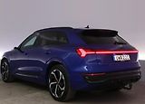 Audi Q8 e-tron 55 Q S-Line SoH 94% 360k Pano  - náhled 2
