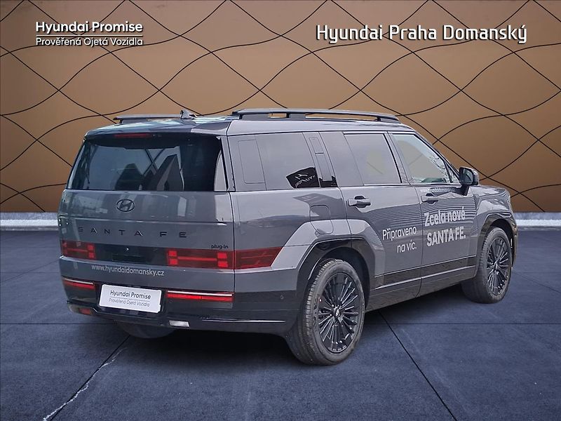 Hyundai Santa Fe 1,6   PHEV,CALLIGRAPHY,4x4 - fotka 6 z 9
