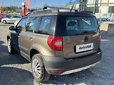Škoda Yeti (2010) 1.2TSi, ČR, AC, el. výbava - náhled 6