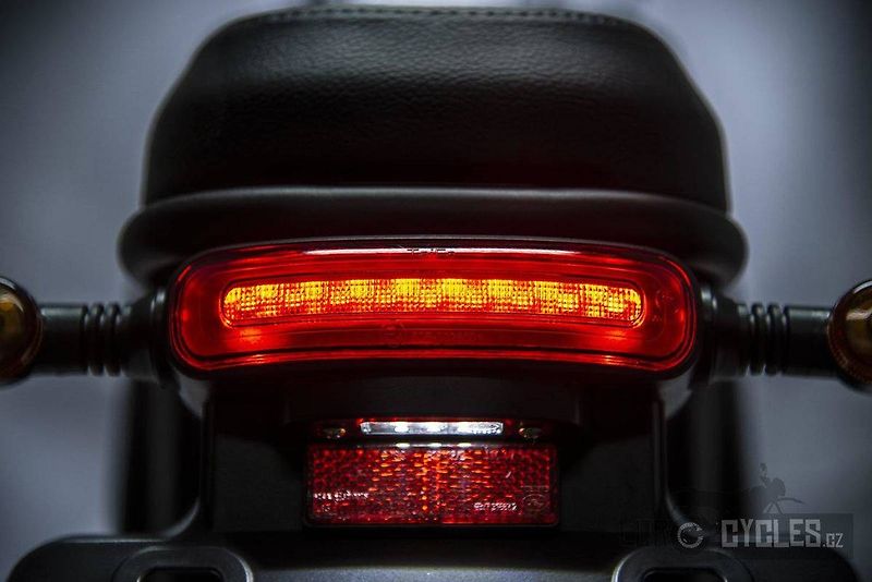 Keeway (2026) E-ZI Mini 45km/h - fotka 23 z 27