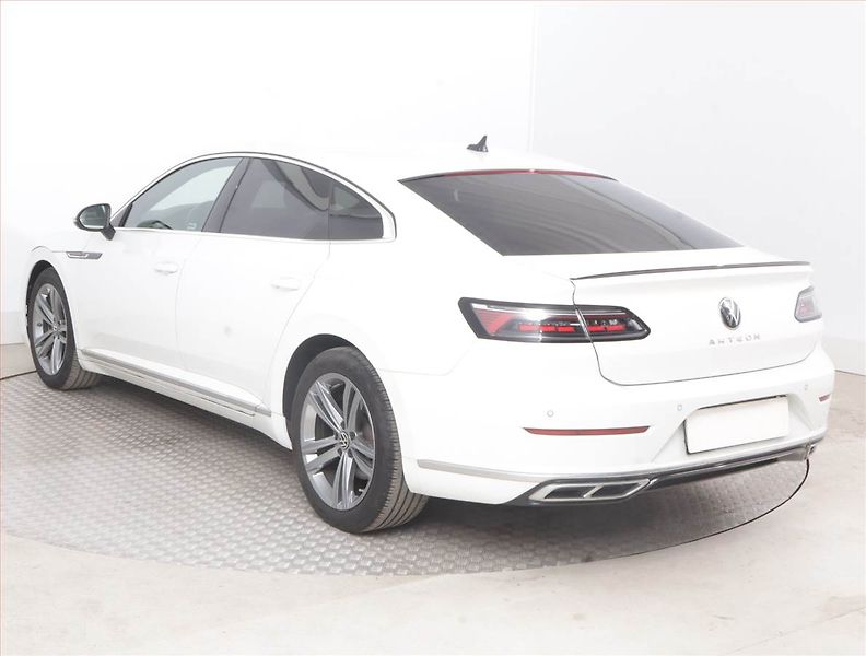 Volkswagen Arteon (2021) 1.5 TSI - fotka 4 z 16