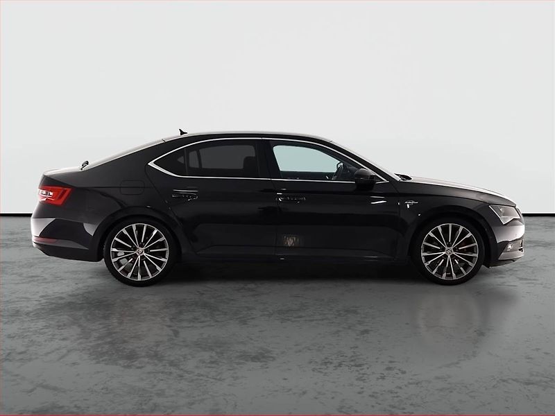Škoda Superb (2016) Laurin&Klement 2.0 TDI 4x4 - fotka 6 z 24