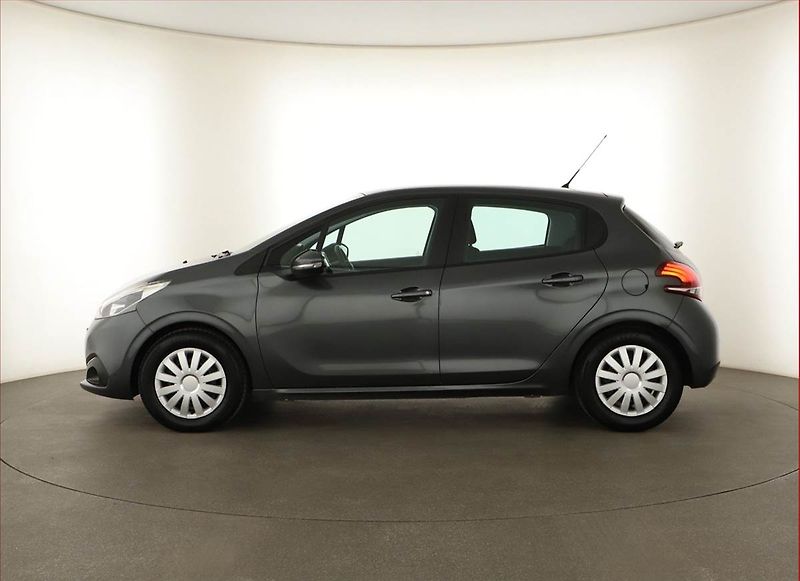 Peugeot 208 (2018) 1.2 PureTech, Serv.kniha - fotka 3 z 13