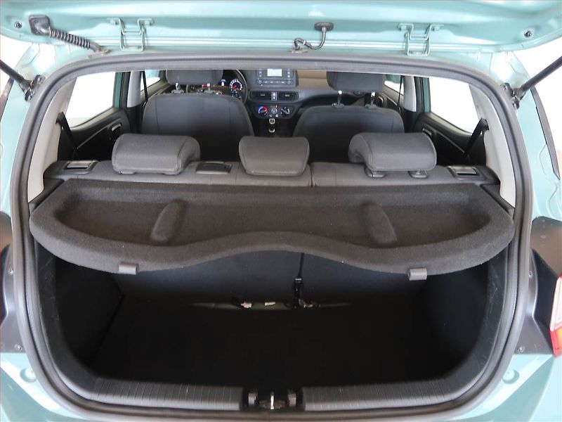 Hyundai i10 (2022) Comfort 1.0, ČR,1.maj - fotka 12 z 13