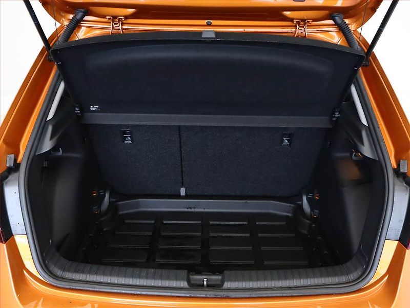 Škoda Fabia (2022) 1.0 TSI, Automat, Serv.kniha - fotka 12 z 19