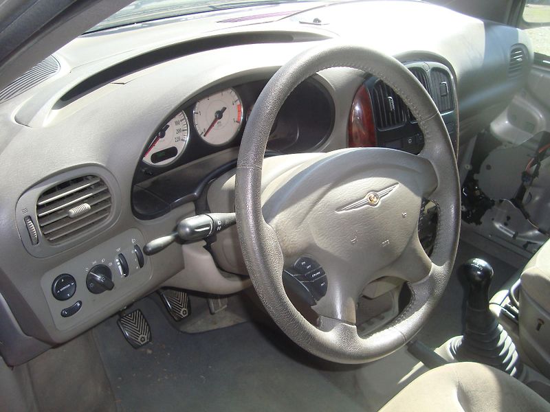 Chrysler Grand Voyager (2003) 2,5CRD - fotka 11 z 14
