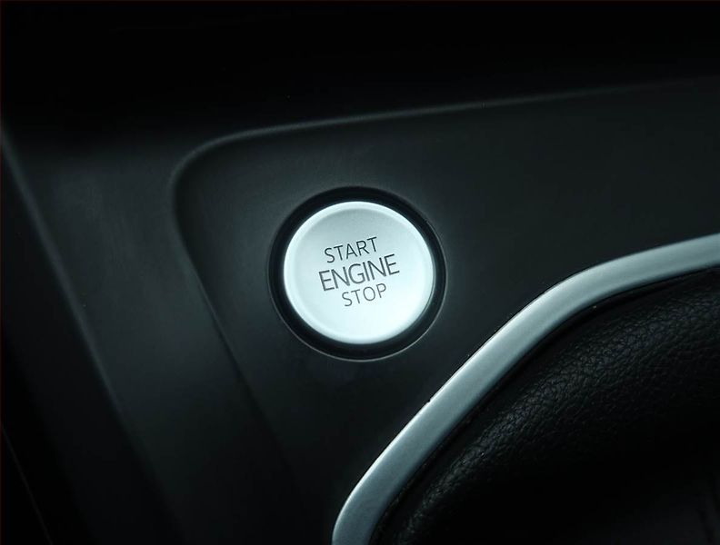 Volkswagen Golf (2021) Life 1.5 TSI, ČR,1.maj - fotka 17 z 22