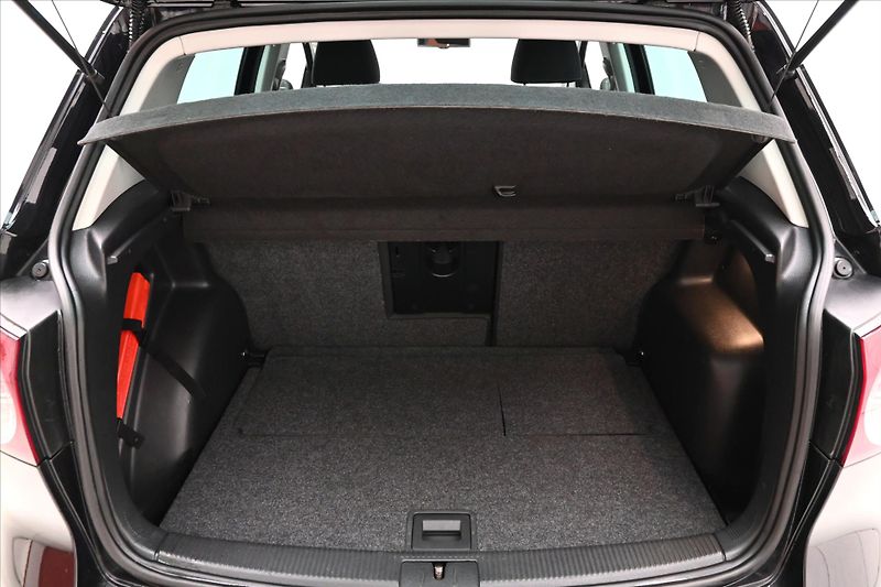 Volkswagen Golf Plus 1,4 TSI 90kW Life Nová STK - fotka 10 z 30