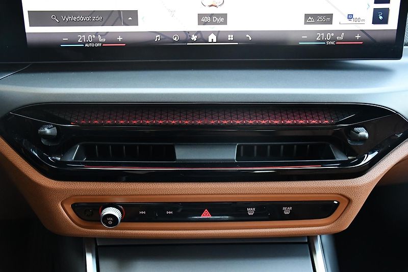 BMW i4 eDrive35 FACELIFT 3L-ZÁRUKA 1M - fotka 28 z 45