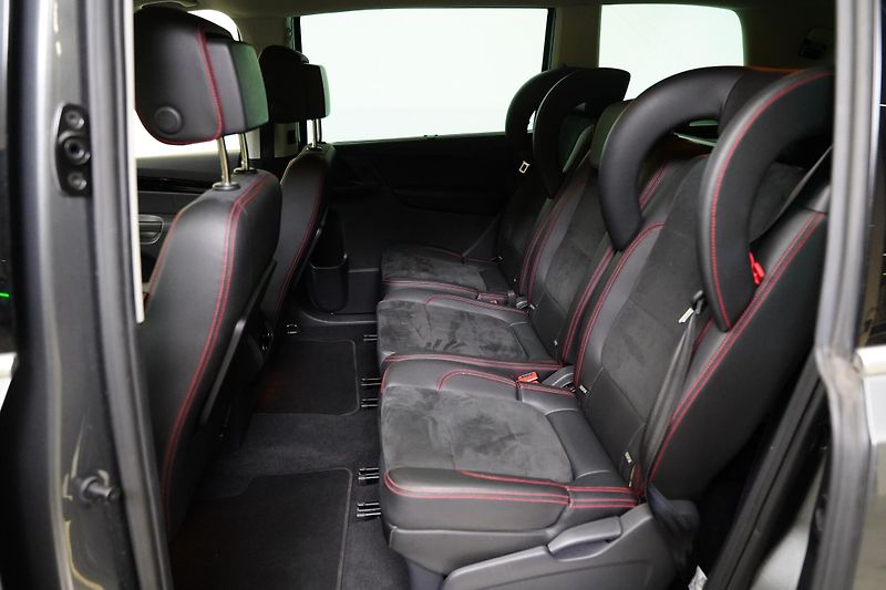 Seat Alhambra - fotka 24 z 31