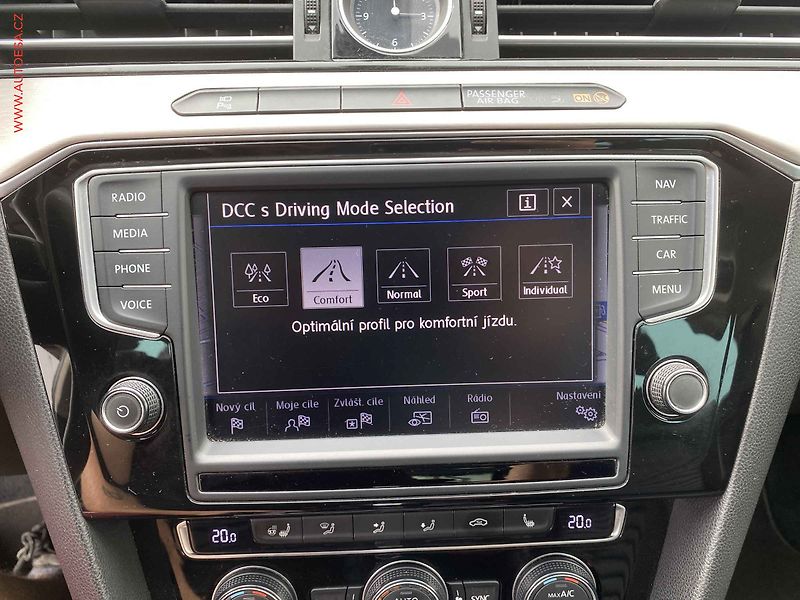 Volkswagen Passat (2014) 2.0 TDI 4Motion, ČR - fotka 19 z 19