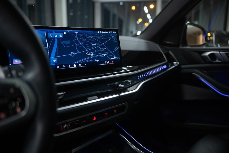 BMW X5 (2025) M40xD 250KW NEZÁVISLÉ TAŽNÉ  - fotka 32 z 59