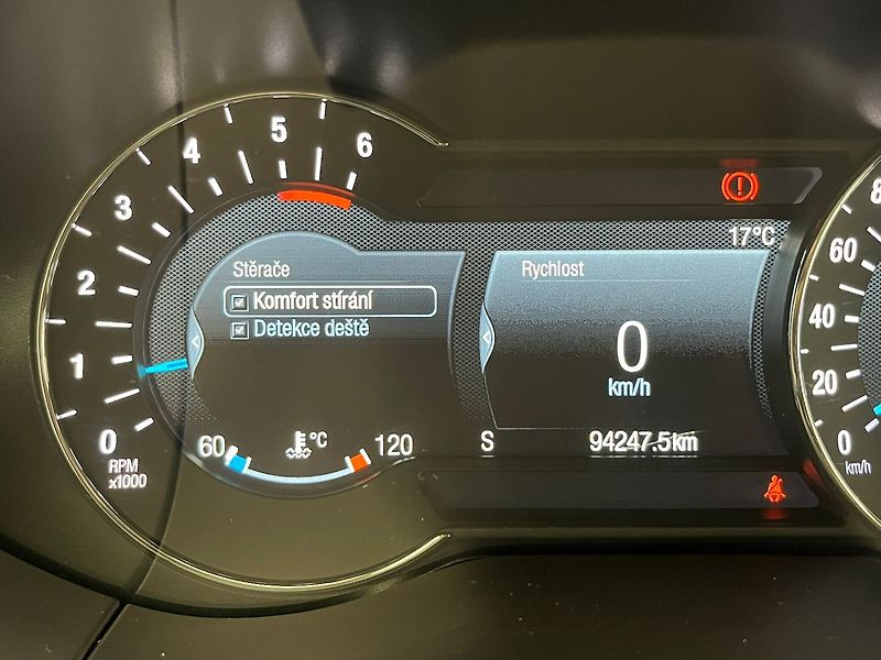 Ford S-MAX 2.0 EB Titanium LED manuál - fotka 56 z 58