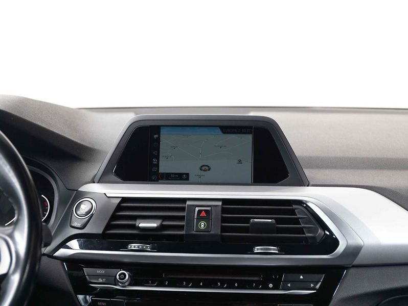 BMW X3 xDrive20d - fotka 14 z 22