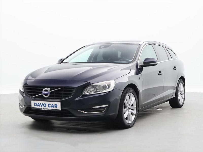 Volvo V60 2,0 D2 Ocean Race Navi Kůže - fotka 3 z 31