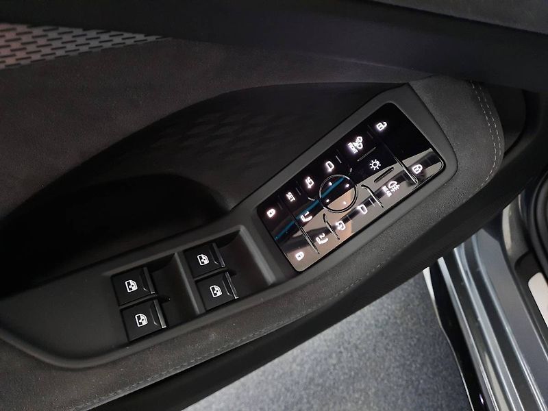 Audi A6 (2025) Avant 3.0 TFSI quattro (270kW/ - fotka 23 z 30