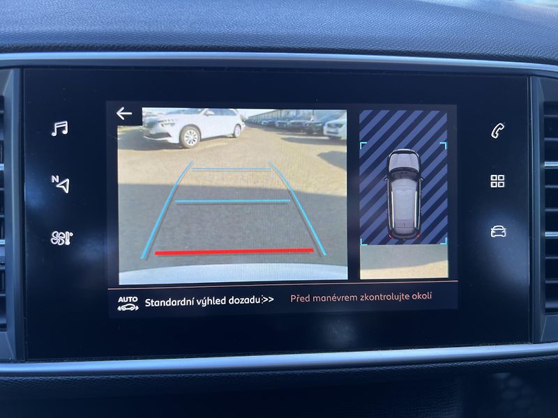 Peugeot 308 1.5HDi KLIMA KAMERA NAVI ALU - fotka 21 z 44