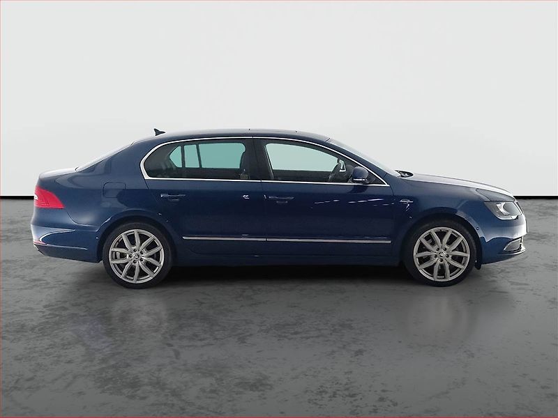Škoda Superb (2013) Laurin&Klement 2.0 TDI - fotka 6 z 23
