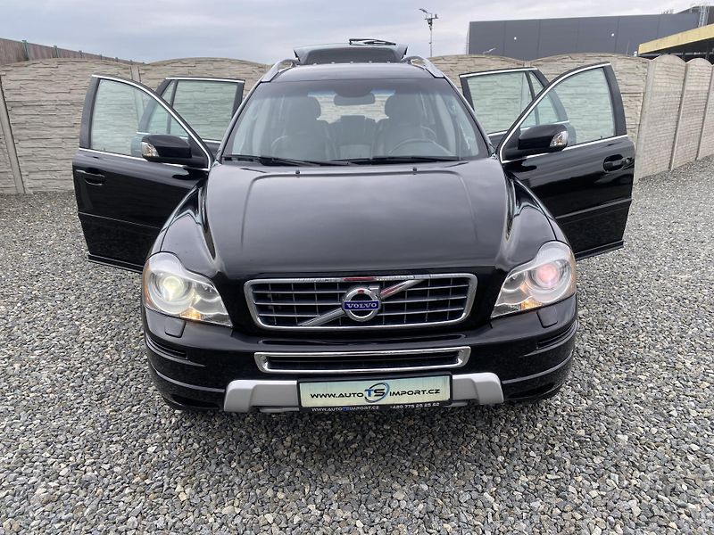 Volvo XC90 2.5TDi D5 200PS 7M 196000KM 1A - fotka 141 z 161